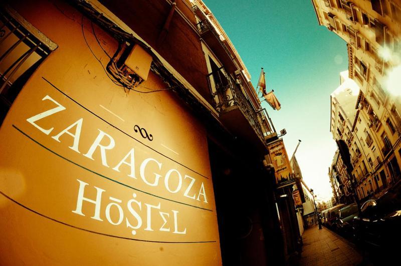 Be Zaragoza Hostel מראה חיצוני תמונה