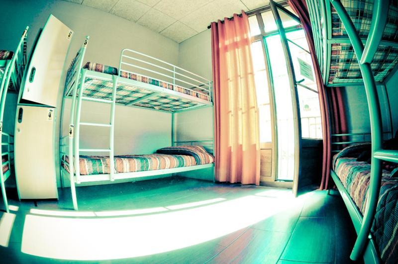 Be Zaragoza Hostel חדר תמונה